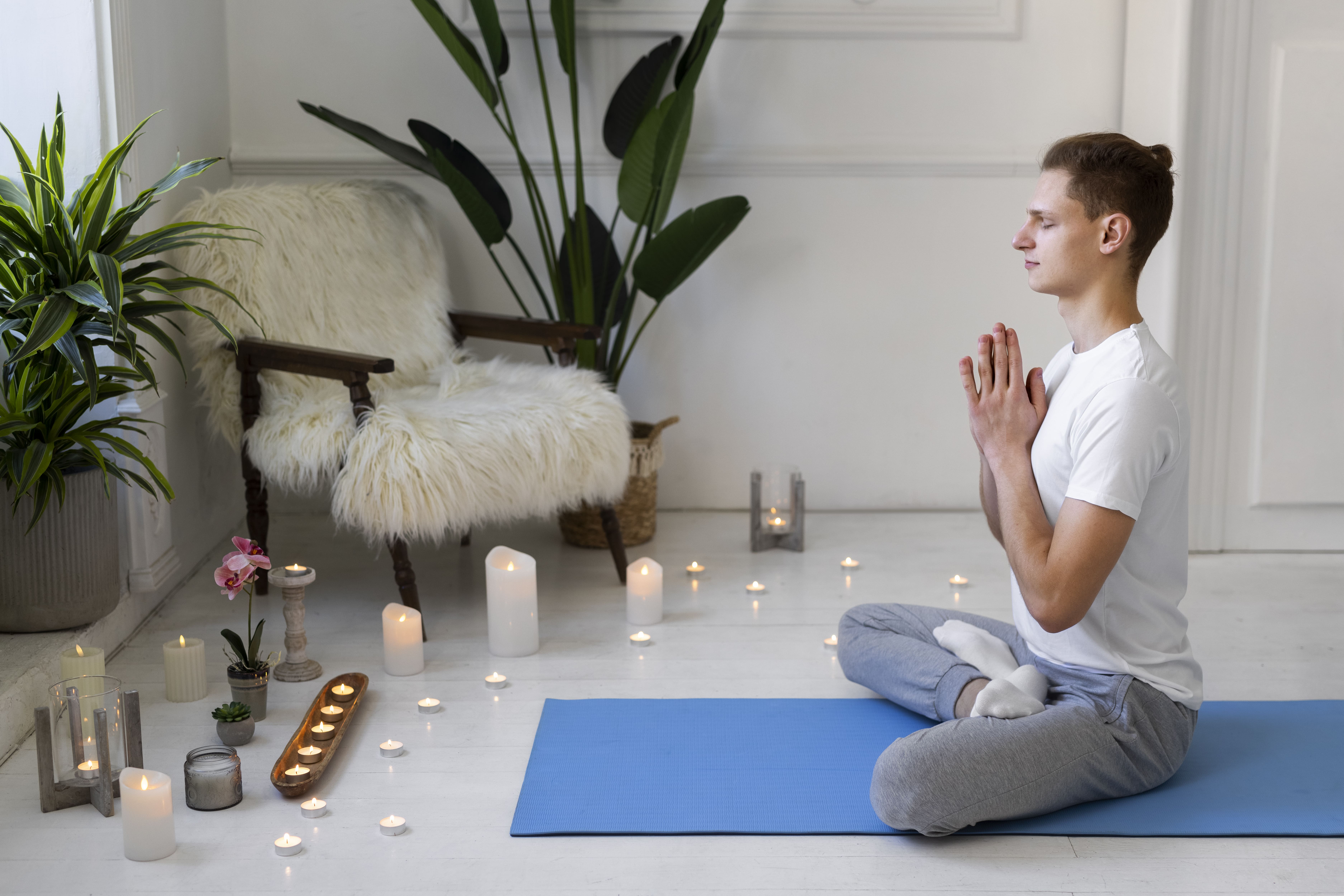 Energy healing session at Namah Energy Healing in Vasundhara Ghaziabad